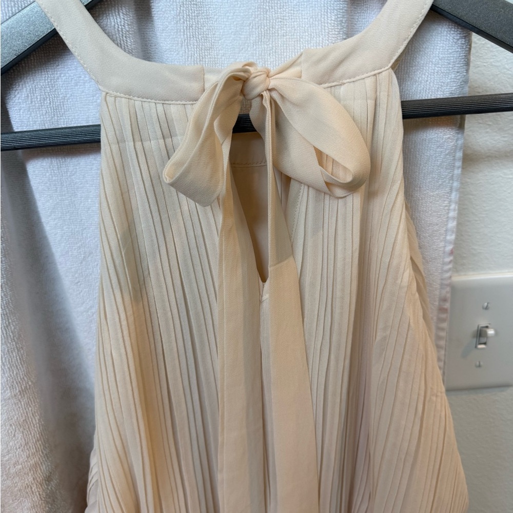 Cream Ruffled Tiered Halter Sundress - Picture 4 of 8